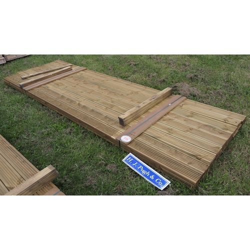 916 - Decking 3.6m - 27