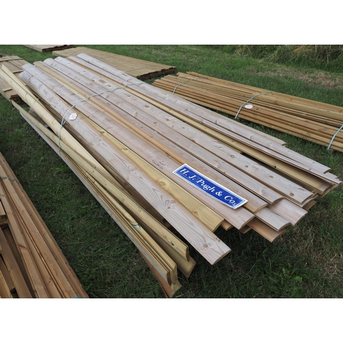 950 - Half rounds tongue and groove boards 3.4m x 115 - 196 approx.