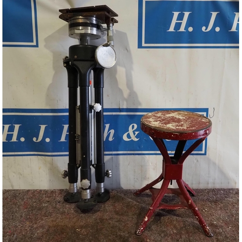 300 - Heavy duty Hercules tripod and metal stool