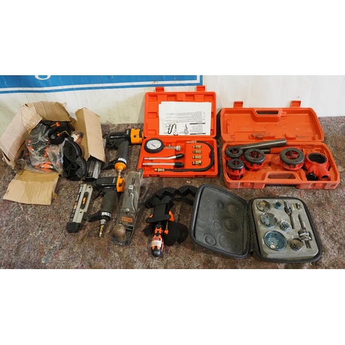 312 - Freeman nail guns, Record No 4 plane and hole boring kit etc