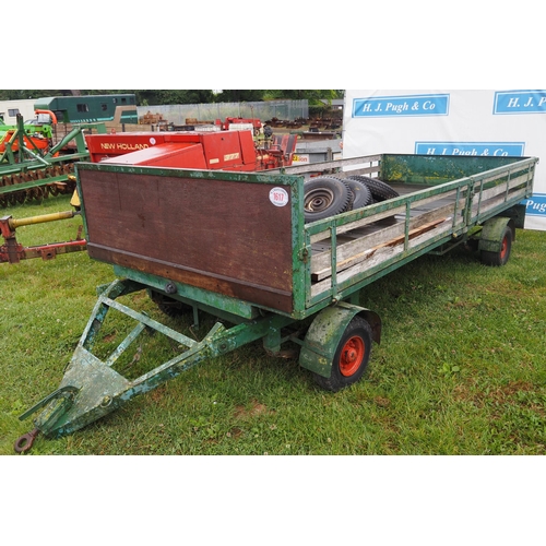 1617 - Low 4 wheel trailer with spare wheels