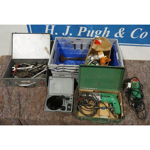 366 - Angle grinder, drill, hole saw set and assorted hand tools