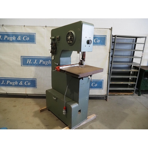 546 - Startrite bandsaw. 3 Phase