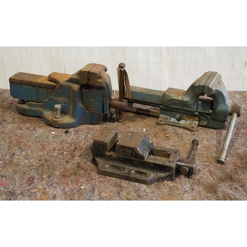 567 - Woden metal vice, Heuer metal vice and machine vice