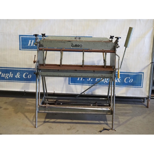 617 - Gabro metal folding machine