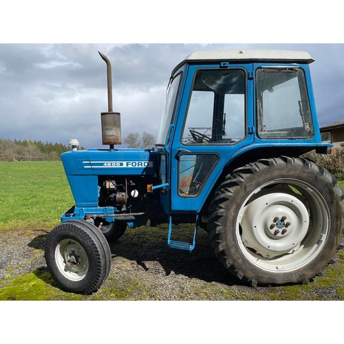 373 - Ford 4600 tractor, 1979. Starts and runs well. Lift arm hydraulics need attention but do work. Reg. ... 
