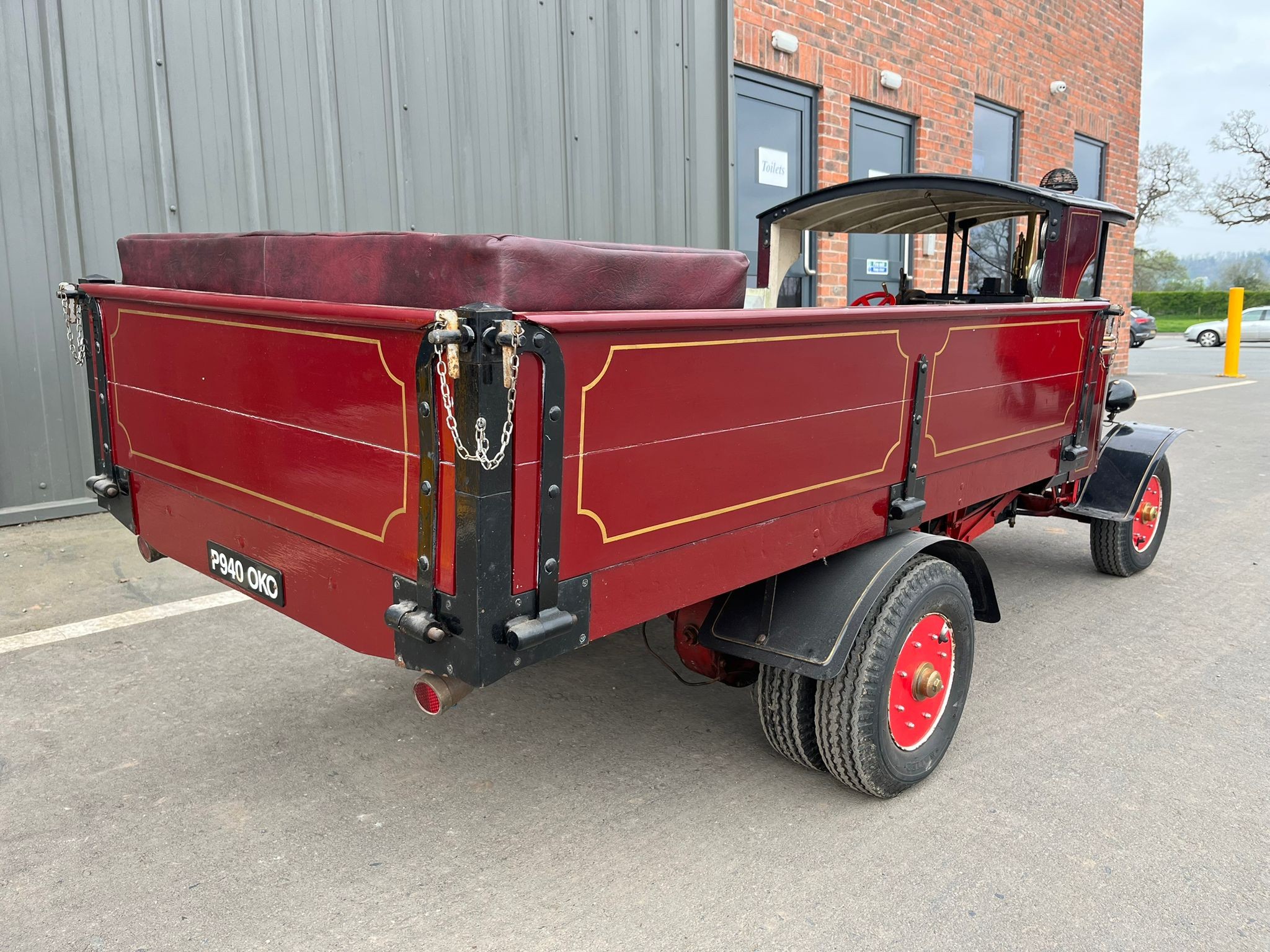 Foden C type steam wagon 