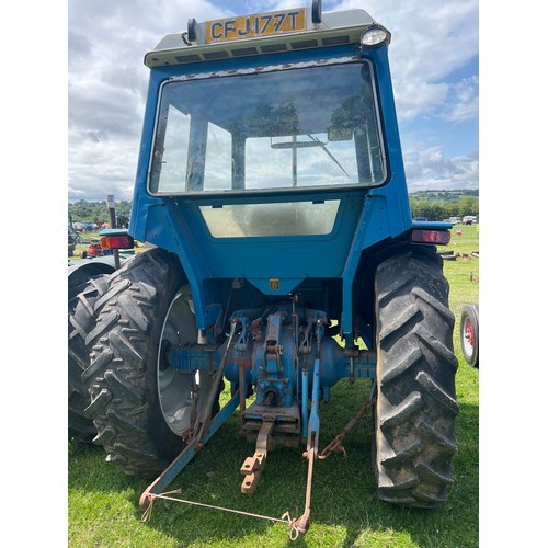 373 - Ford 4600 tractor, 1979. Starts and runs well. Lift arm hydraulics need attention but do work. Reg. ... 