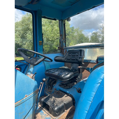 373 - Ford 4600 tractor, 1979. Starts and runs well. Lift arm hydraulics need attention but do work. Reg. ... 