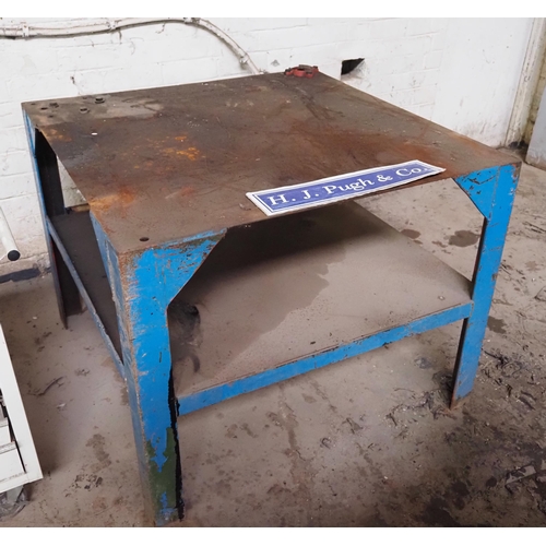 122 - Metal workbench 3' x 3'