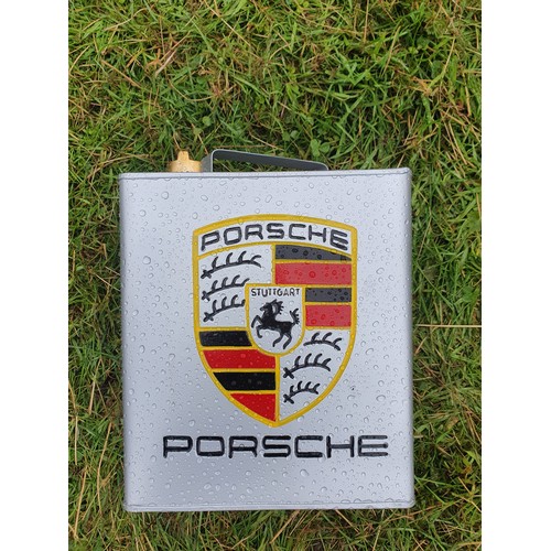 56 - Porsche petrol can
