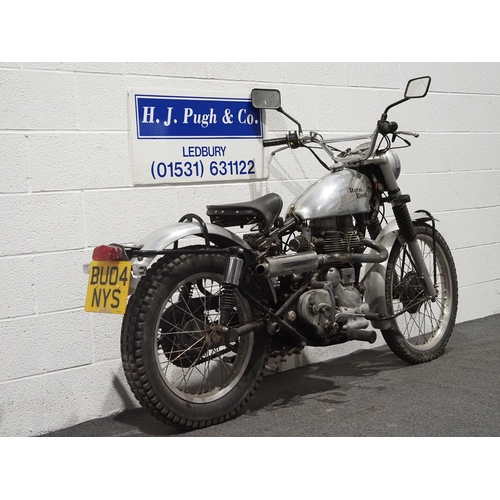 860 - Royal Enfield Bullet 500 trials motorcycle, 2004, 499cc
Frame no. ME3BBBSB42C012466
Engine no. 2B512... 