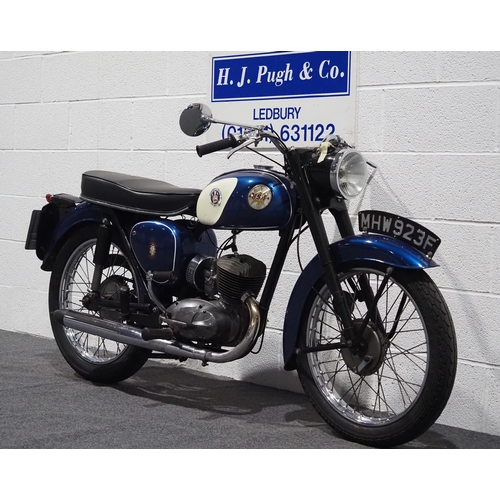 879 - BSA Bantam D10 motorcycle, 1967, 175cc.
Frame no. D103742
Engine no. D103742
Runs and rides, carbure... 
