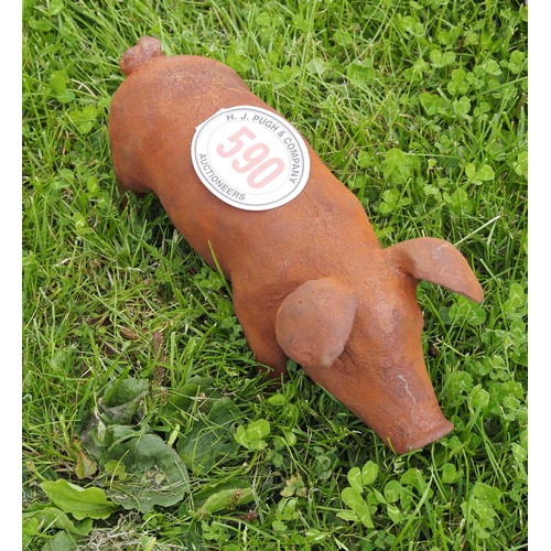 590 - Cast iron pig 18