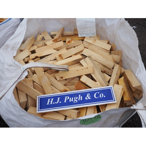 1077A - Bag of softwood kindling