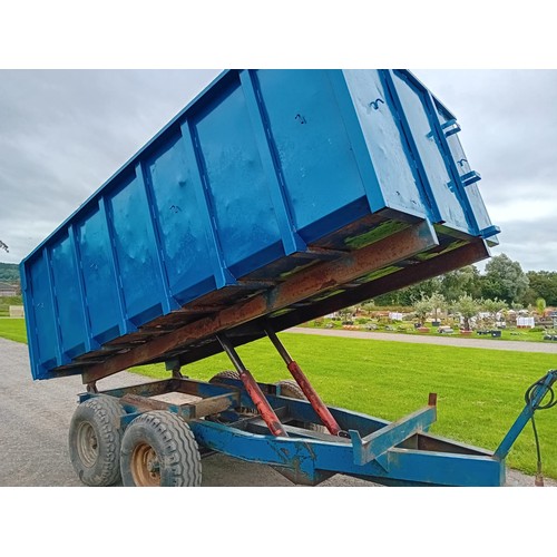 1520 - Twin axle tipping grain trailer 12ft