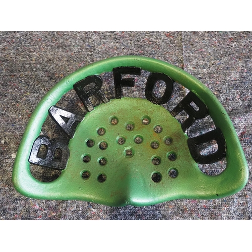 143 - Cast iron seat - Barford