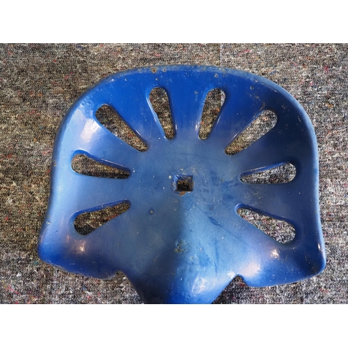 163 - Cast iron seat - Plain