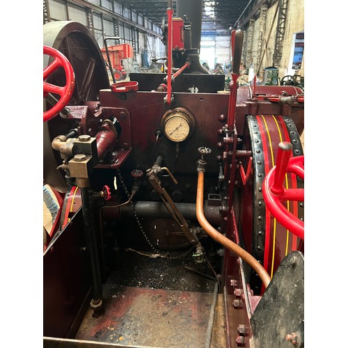 179 - Wallis & Steevens steam tractor. 4 Tonne. 3HP. Fully restored. Started its life as a steam roller un... 