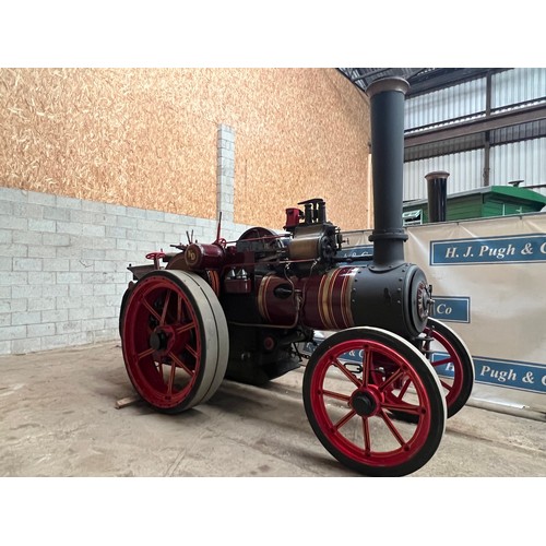 179 - Wallis & Steevens steam tractor. 4 Tonne. 3HP. Fully restored. Started its life as a steam roller un... 