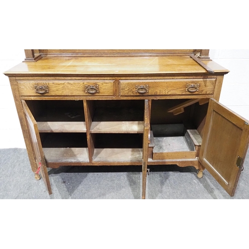 427 - Carved oak mirror back sideboard with drawers and cupboards 75