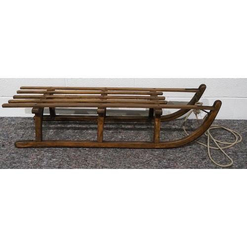 279 - Vintage Davos bentwood sledge