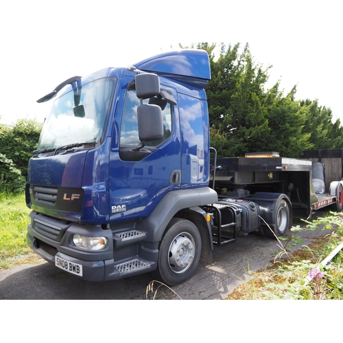 309 - DAF LF 55.220 tractor unit. 2008. C/w low loader step frame trailer. Previously used to transport st... 