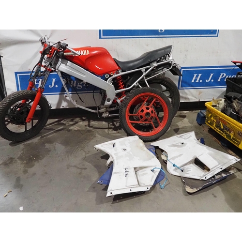 88 - Yamaha TZR125 motorcycle project, 1988, 123cc Rolling chassis with large quantity of parts including... 