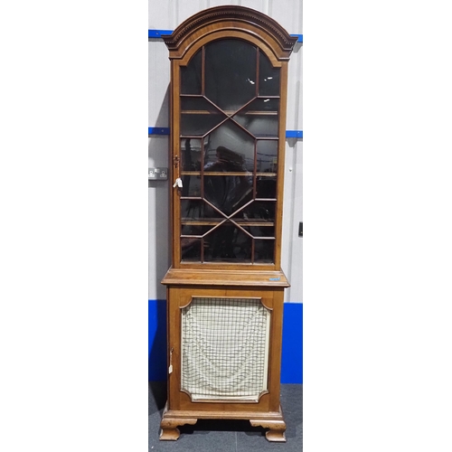 457 - Victorian display cabinet in mahogany 93