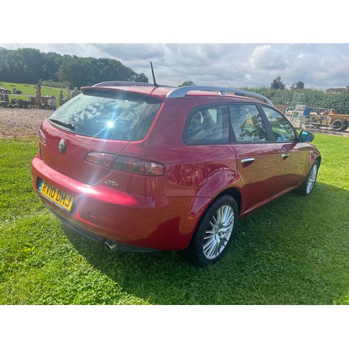 274 - Alfa Romeo 159 Lusso 2.4 JTDM Sportwagon. Automatic, 74,490 miles on the clock with full service his... 