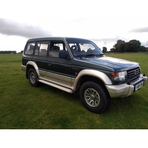286 - Mitsubishi Shogun, 1992. LWB 2.5 diesel.
2 family owners from new. 92,000 miles. MOT until 24/7/24 c... 