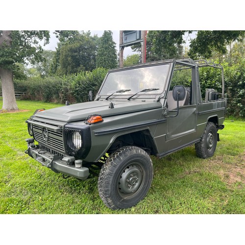 288 - Mercedes Benz G-Wagon 240 Military spec. 1990. Petrol engine in excellent order. Showing 3600 miles,... 