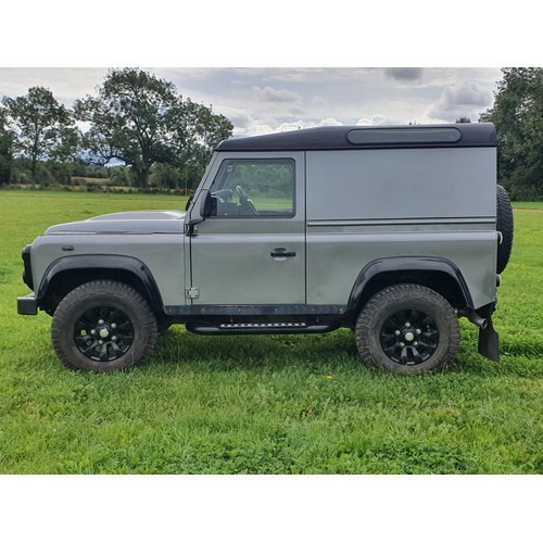 289 - Land Rover Defender 90 X Tech. 2012. High spec. to include air con, heated front and rear screens an... 