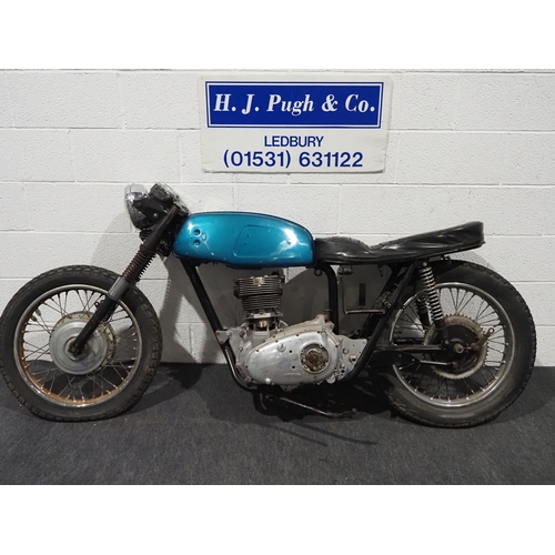 816 - Triumph T150T motorcycle project. 1969. 741cc.
Frame No. C00376T150T
Engine No. BC00776T150T
Canadia... 