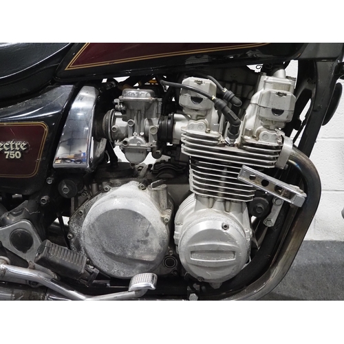 922 - Kawasaki Spectre 750 motorcycle. 1982. 750cc. 
Frame No. JKAKZDF11DA00025
Engine No. KZ750NE01233
En... 