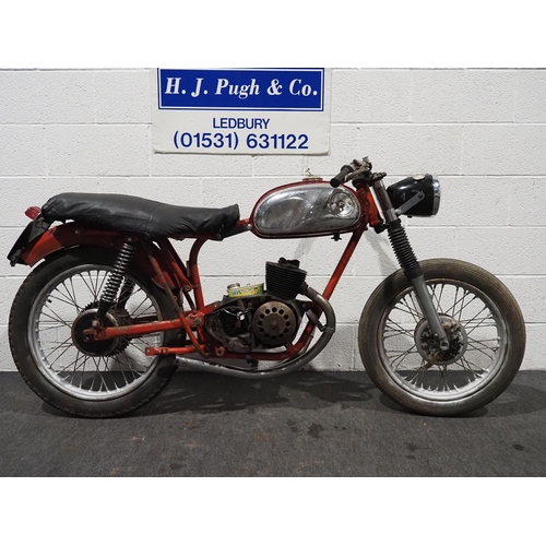 977 - Motorcycle project with Villiers 2T engine parts. 
No docs. 
Reg. YXX 671