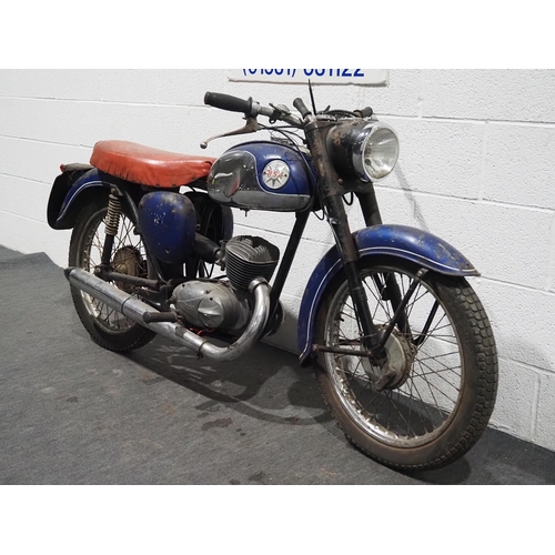 1005 - BSA Bantam project. 175cc
Engine number doesn't match the V5.
Reg. NDW 56G. V5