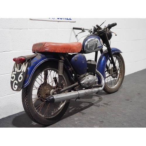 1005 - BSA Bantam project. 175cc
Engine number doesn't match the V5.
Reg. NDW 56G. V5