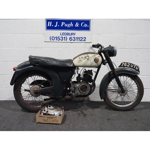 1006 - Francis Barnett Plover motorcycle project. 150cc
First registered in 1962.
C/w box of parts for bike... 