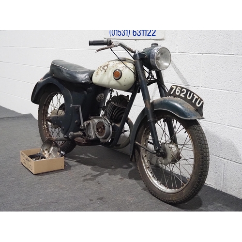 1006 - Francis Barnett Plover motorcycle project. 150cc
First registered in 1962.
C/w box of parts for bike... 