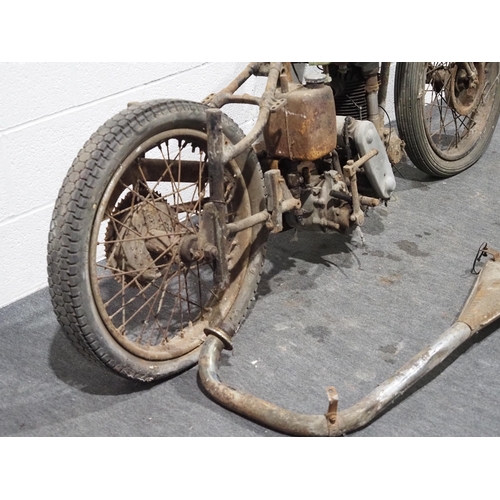 1027 - Velocette KTS 350 motorcycle project. 1935. 348cc.
Frame No. KTL5482
Engine No. KSS5858
Comes with s... 