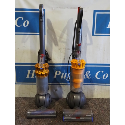 1040 - Dyson vacuums - 2