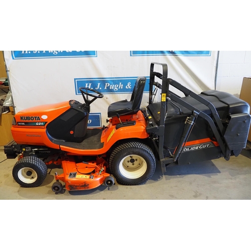 1057 - Kubota G21 HD diesel ride on mower with high tip grass box. 2005 model with only 806 hours