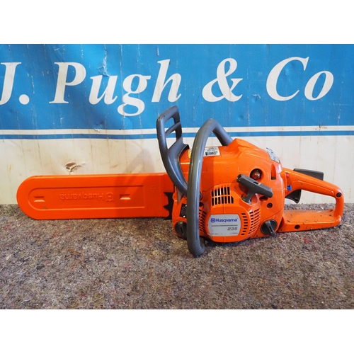 1068 - Husqvarna 236 petrol chainsaw