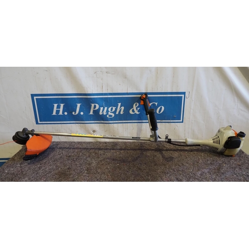 1075 - Stihl FS55 petrol strimmer