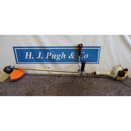 1076 - Stihl FS55 petrol strimmer