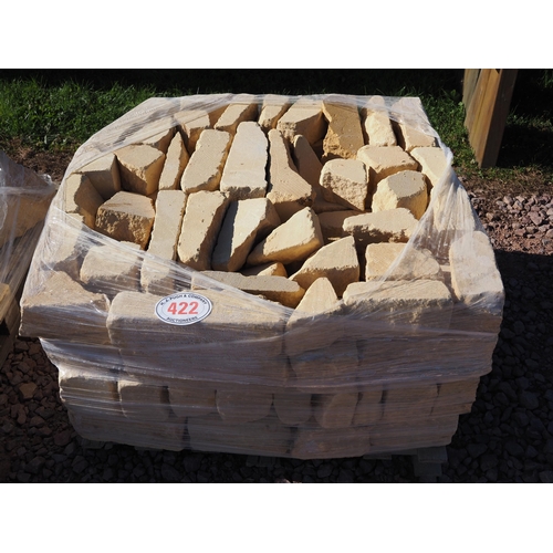 422 - Cotswold stone bricks