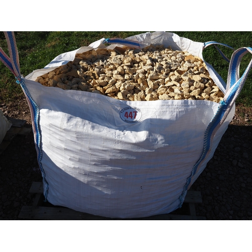 447 - Cotswold stone chippings