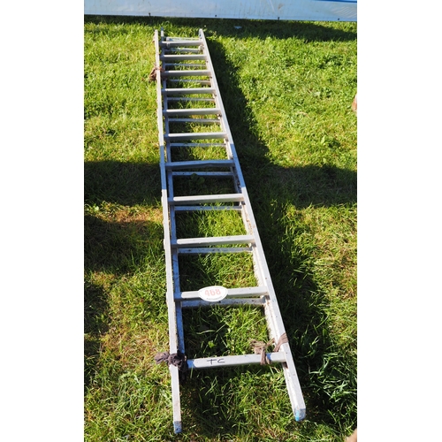 468 - Aluminium ladder