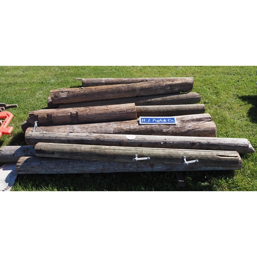 628 - Quantity of electric poles